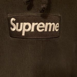 Supreme box logo